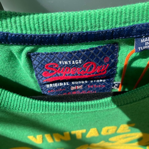 Brand new Super Dry t-shirt. - Picture 3 of 5